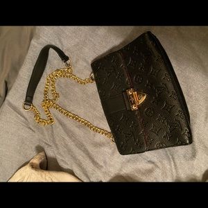 Crossbody bag